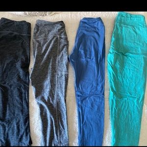 ALL LEGGINGS SIZE SMALL